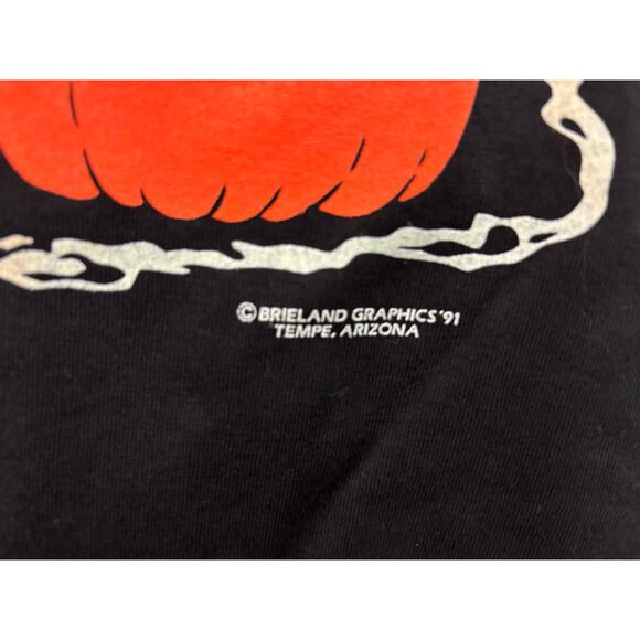 Vintage 1991 Glow In The Dark Halloween Graphic T Shirt Brieland LARGE New - Picture 9 of 12